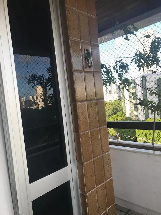 Quarto em Acomodações Particulares 2 Suites Amplas, Ventiladas Com Banheiro Privativo E Vista Para O Rio E 1 Quarto Individual Recife Brasil