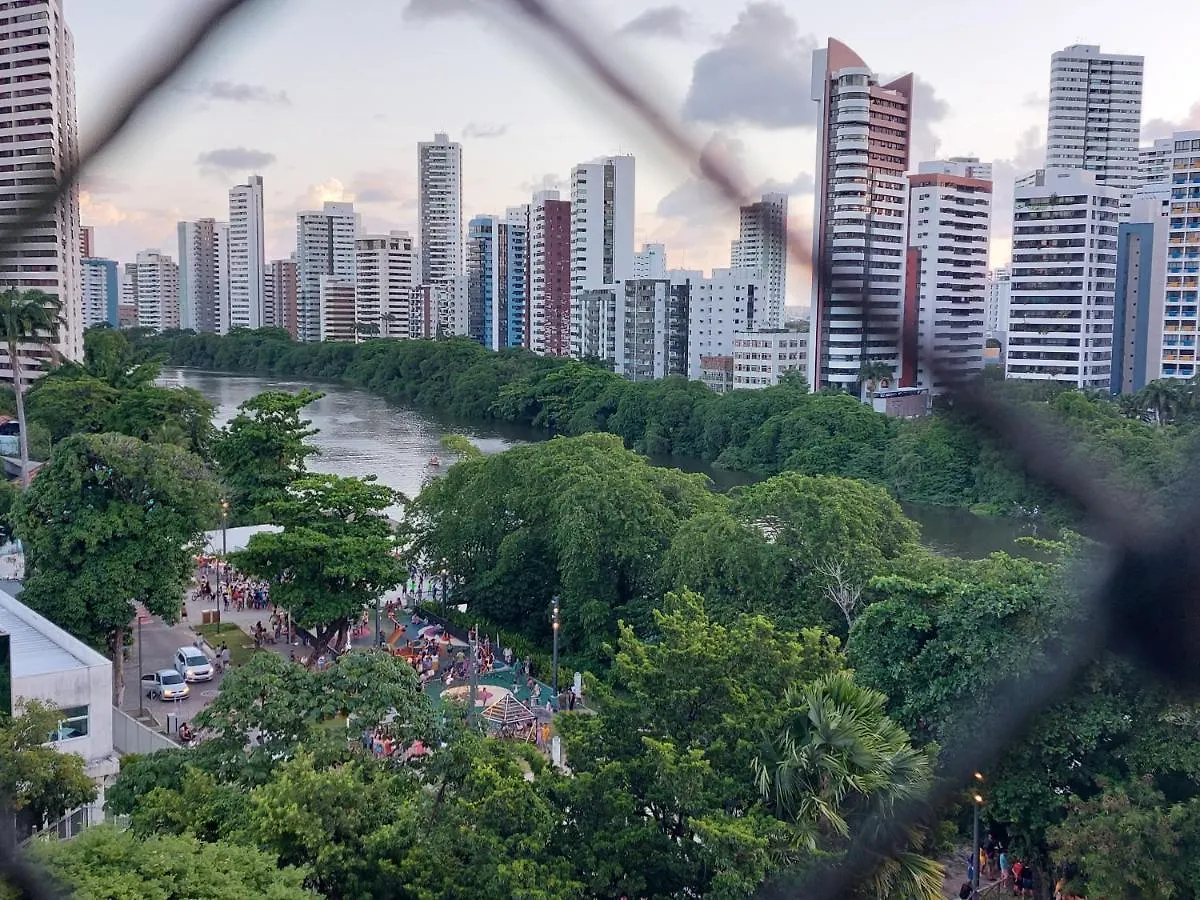 רסיפה 2 Suites Amplas, Ventiladas Com Banheiro Privativo E Vista Para O Rio E 1 Quarto Individual